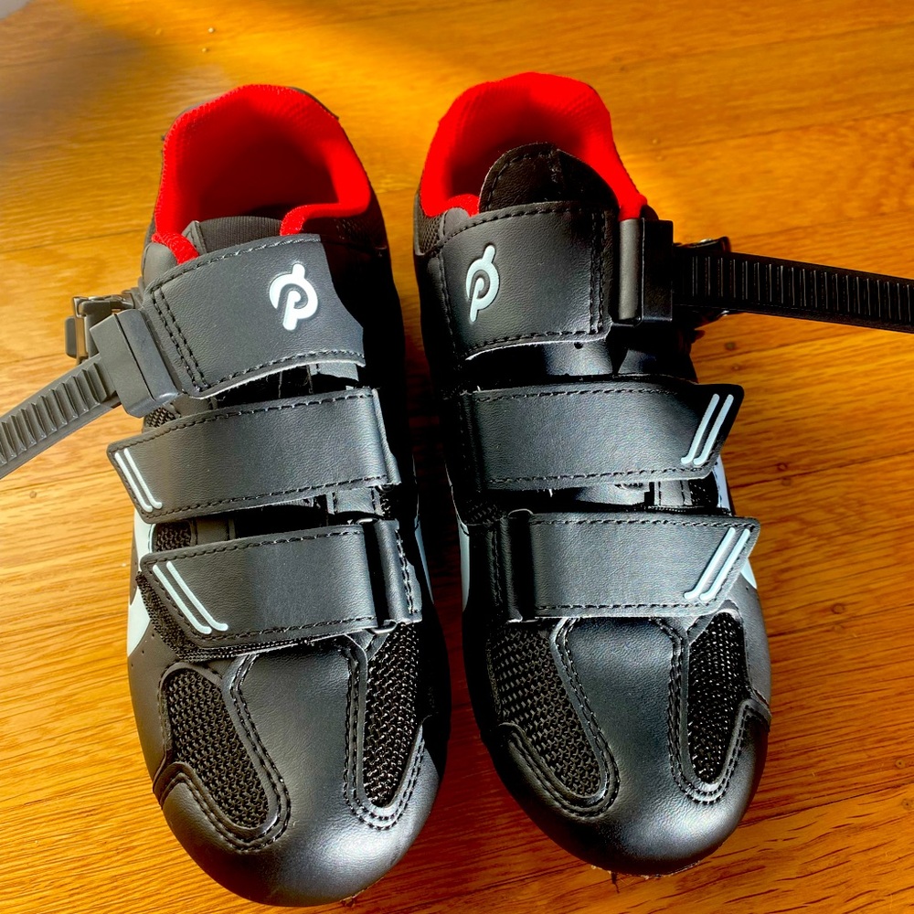 Peloton bike clip in shoes. Size 37